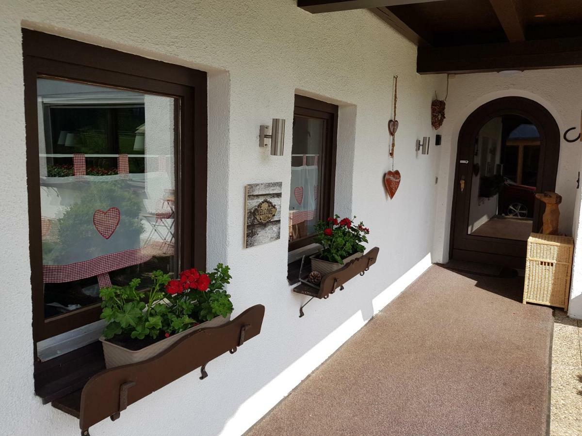 Apartmenthaus Lärchenhof Ehrwald Exterior foto